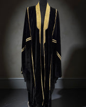 SHD X DARK DIVA - SHD Velvet UberChic 2025 Bisht