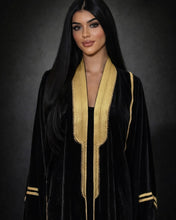 SHD X DARK DIVA - SHD Velvet UberChic 2025 Bisht