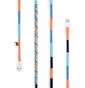 HAPPY-NES - Blue Disco Apple Charging Cable