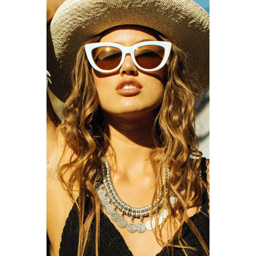 Quay Eyeware Australia - RHYMES Sunglasses